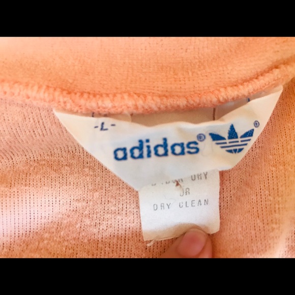 Just peachy🍑, vintage velour, Adidas jacket. - Picture 4 of 8